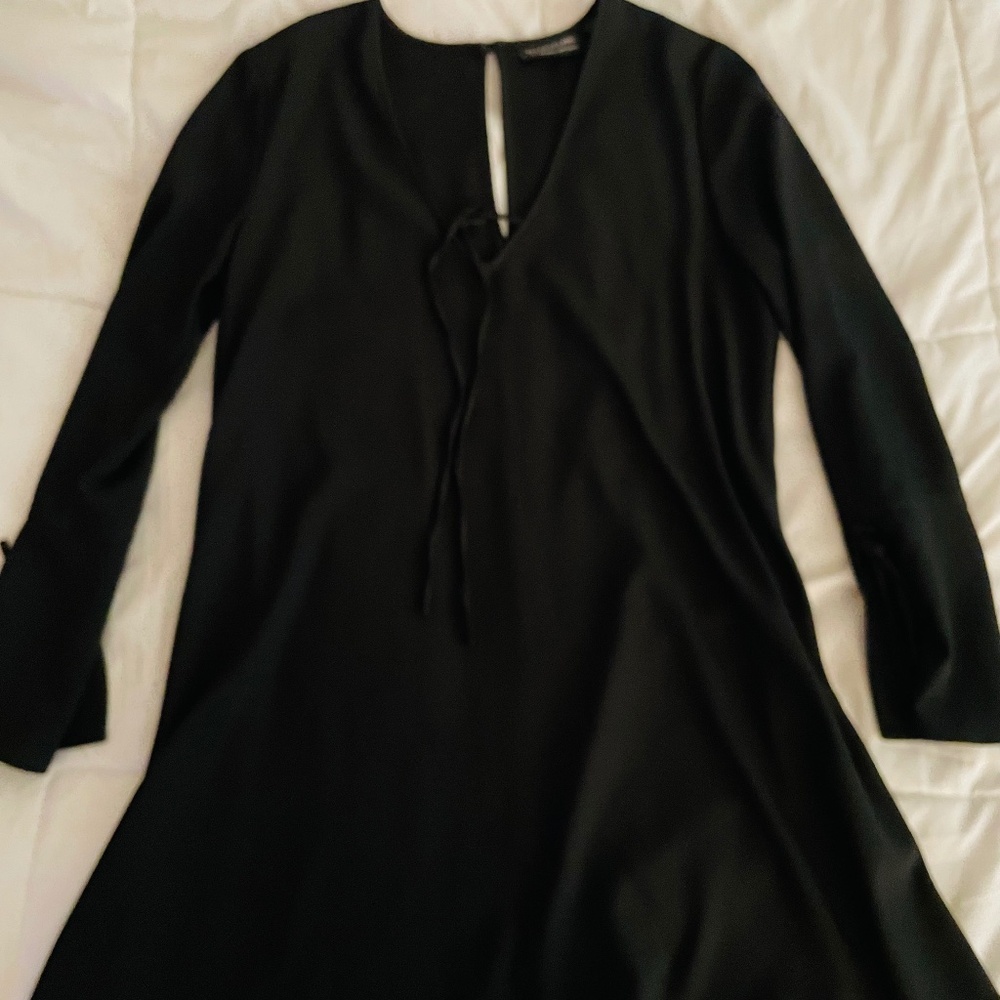 Saks 5th label tunic size small - black
